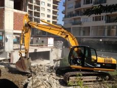 Машинен изкоп за жилищна сграда в Дружба